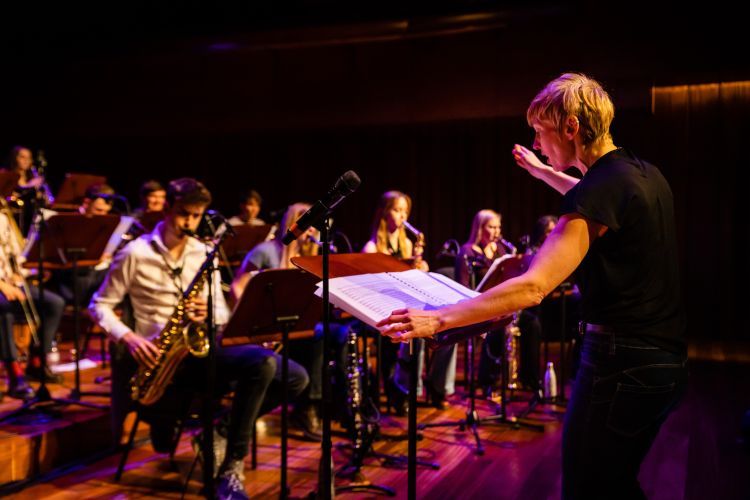conductor and full band